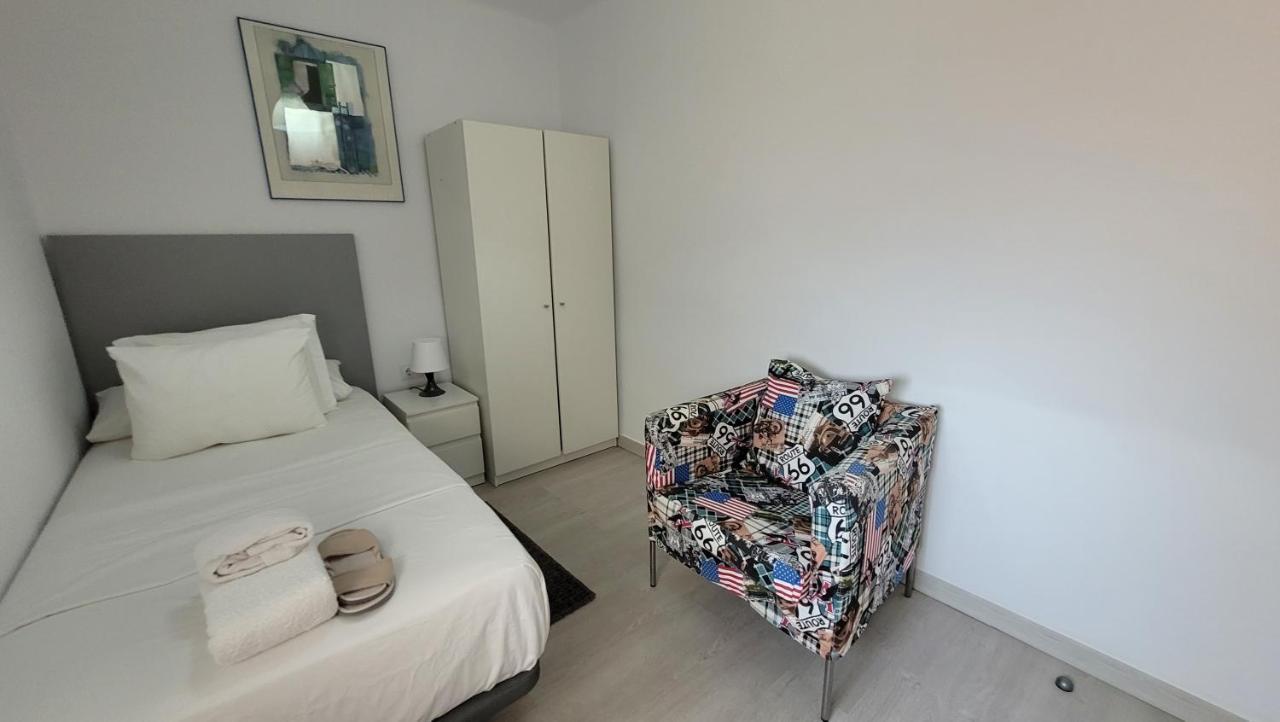 Apartaments B O D Collblanc Оспиталет-де-Льобрегат Экстерьер фото