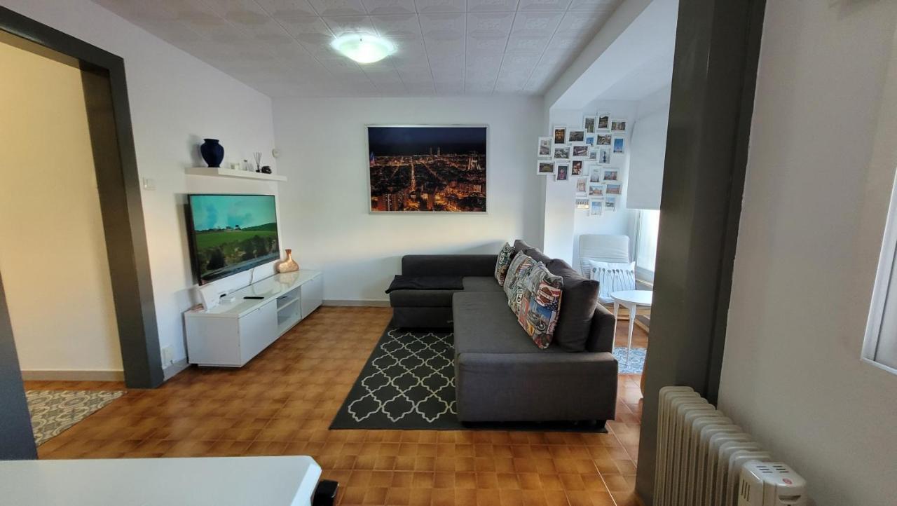 Apartaments B O D Collblanc Оспиталет-де-Льобрегат Экстерьер фото