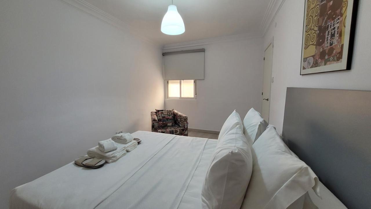Apartaments B O D Collblanc Оспиталет-де-Льобрегат Экстерьер фото